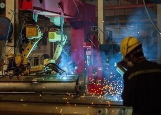 Nhà máy hiện đại bậc nhất giúp Thâm Quyến lột xác có gì đặc biệt?