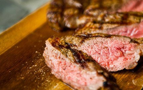 Video: Điều gì xảy ra nếu bạn không bao giờ ăn thịt?