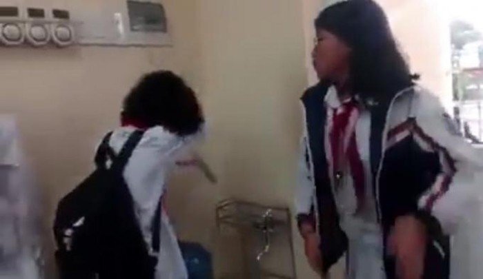 Toàn cảnh vụ nữ sinh bị bạn tát tới tấp giữa lớp học ở Quảng Ninh