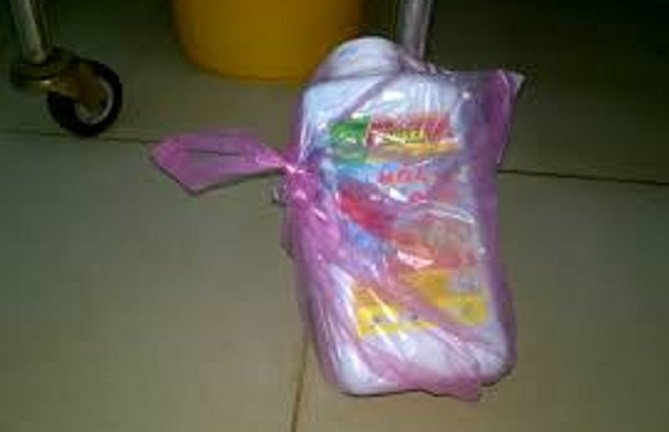 Người đàn uống thuốc cỏ tự tử rồi gọi điện thông báo với bạn