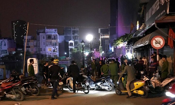 Côn đồ đất Cảng nổ súng, truy sát bạn nhậu trong đêm