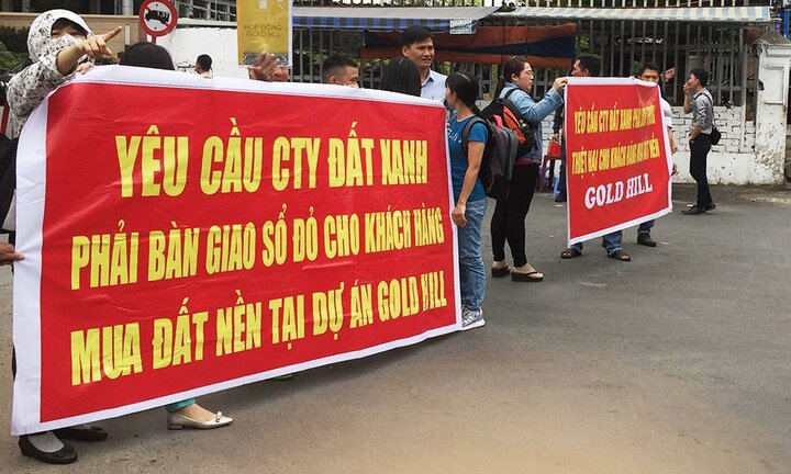 Lùm xùm tại dự án Gold Hill: Đất Xanh phải nộp phạt 0,04% lãi suất nếu chậm sang tên