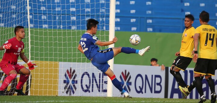 Trận B.Bình Dương vs Ceres Negros ở AFC Cup xuất hiện điều chưa từng có