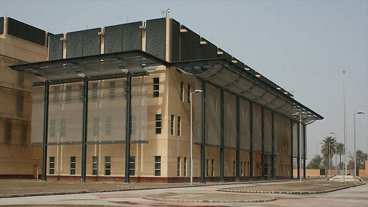 Mỹ đột ngột triệu hồi nhân viên không làm nhiệm vụ khẩn cấp từ Iraq về nước