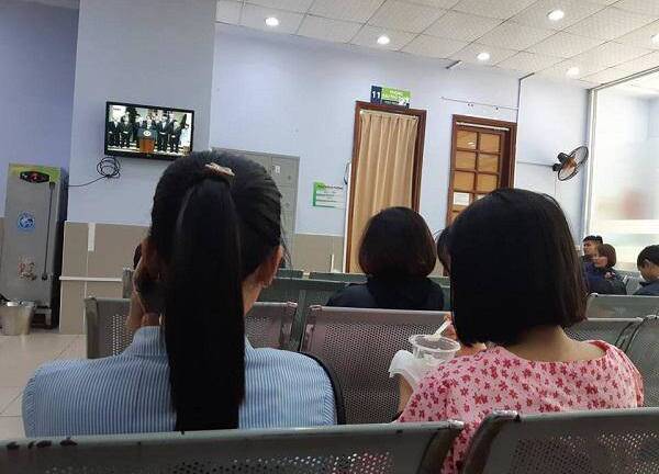 Video: 4 bé gái 10-13 tuổi sinh con ở Bệnh viện phụ sản Trung ương