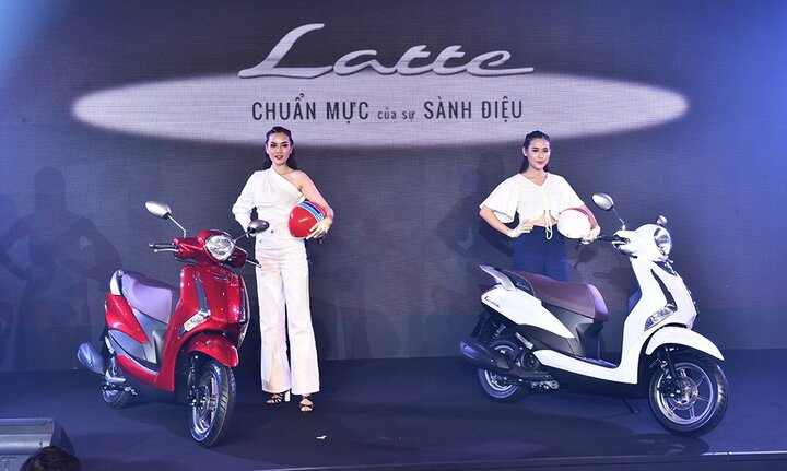 Cận cảnh xe máy Yamaha Latte gần 38 triệu đồng vừa 'trình làng'