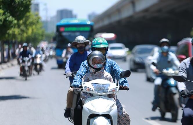 Người Nghệ An vật vã mưu sinh dưới nắng nóng