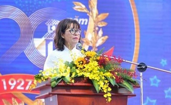 Trước khi xin nghỉ việc, Hiệu trưởng trường Lê Hồng Phong từng đi nước ngoài sai quy định