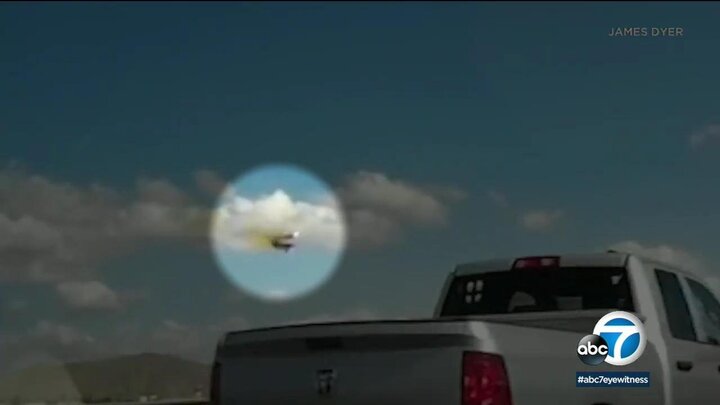 Clip: Chiến đấu cơ F-16 lao vào nhà kho, phi công nhảy dù thoát chết như phim