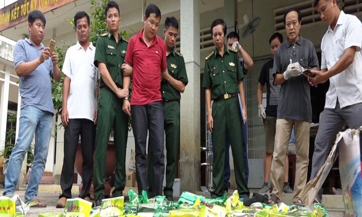 Triệt phá đường dây vận chuyển hơn 60 kg ma túy từ nước ngoài về Việt Nam