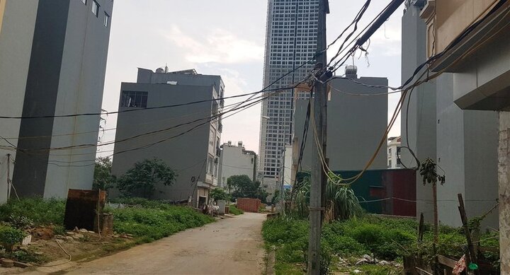 Video: Lạ kỳ khu dân cư không điện, không nước sạch giữa thủ đô