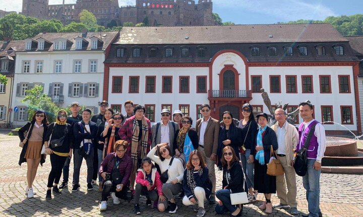 Giải pháp du lịch Châu Âu tiết kiệm cho du khách lớn tuổi