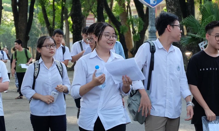 Hà Nội công bố đáp án 24 mã đề môn Anh vào lớp 10 năm 2019