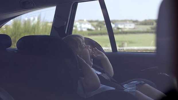 Bị bố mẹ bỏ quên trong ô tô dưới trời nắng, bé gái 11 tháng tuổi thiệt mạng