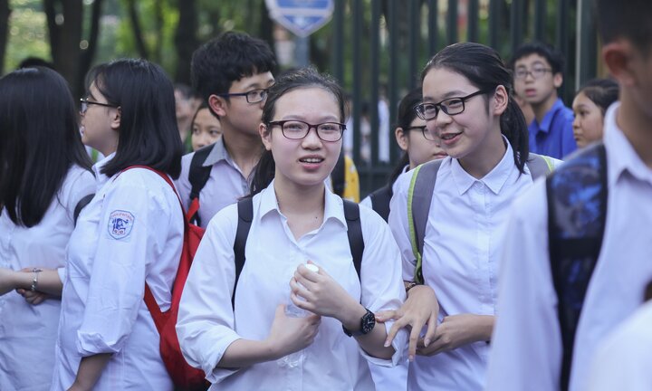 Hướng dẫn nhập học cho thí sinh vào lớp 10 công lập tại Hà Nội
