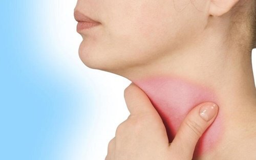 Những dấu hiệu cảnh báo bệnh ung thư thanh quản bạn cần nhớ