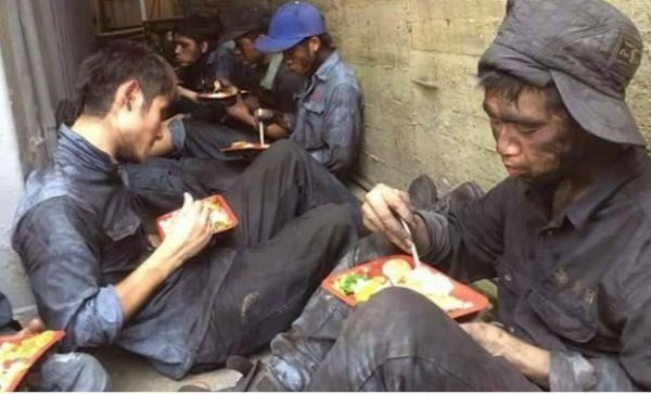 Hiểm họa 'lao động chui' sang Trung Quốc