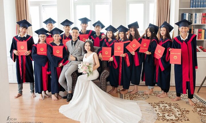 Bức ảnh kỷ yếu 'có một không hai' của học sinh Nghệ An