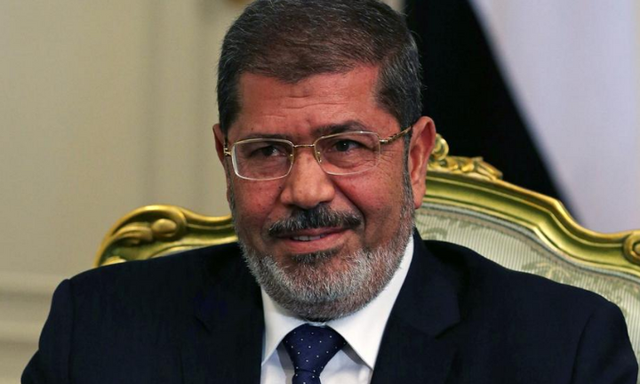 Cựu Tổng thống Ai Cập đột tử khi đang bị xét xử tại tòa