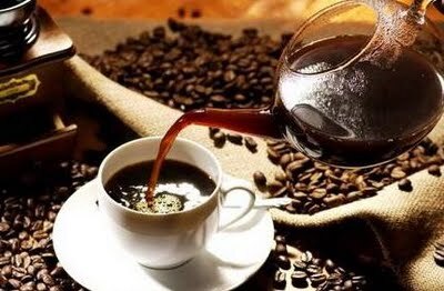 Những tác hại khôn lường khi bạn uống quá nhiều cà phê