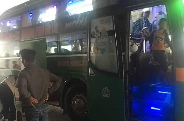 Đuổi việc tài xế sàm sỡ nữ hành khách trên xe rồi nhắn tin xin tha thứ