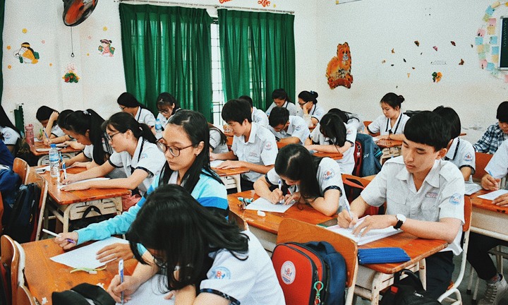 Lưu ý về dàn ý bài Nghị luận Văn học cho thí sinh