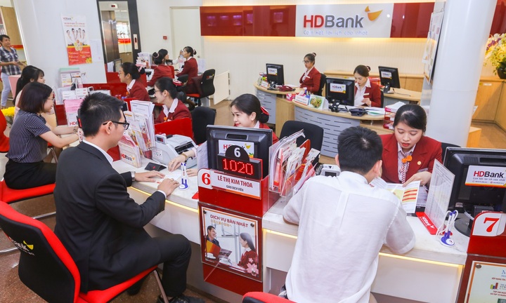 Vi vu châu Âu miễn phí cùng HDBank mBanking