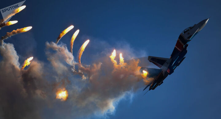 Video: Nga khoe sức mạnh vũ khí trên thao trường quân sự Alabino