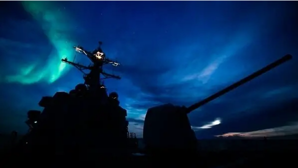 Để kiềm chế Nga ở Bắc Cực, Mỹ dốc lực xây cảng quân sự