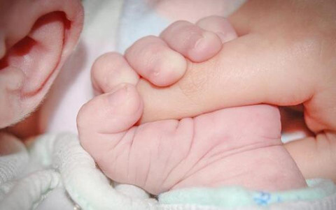 Ám ảnh ba vụ trẻ sơ sinh bị kéo đứt cổ