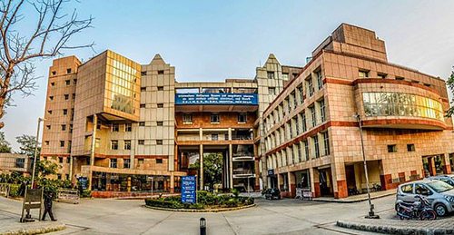 Chàng trai sống lại ngay trước khi chôn cất