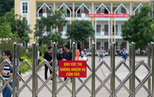 Một năm sau gian lận thi cử, tỷ lệ đỗ tốt nghiệp ở Sơn La giảm 'thê thảm'