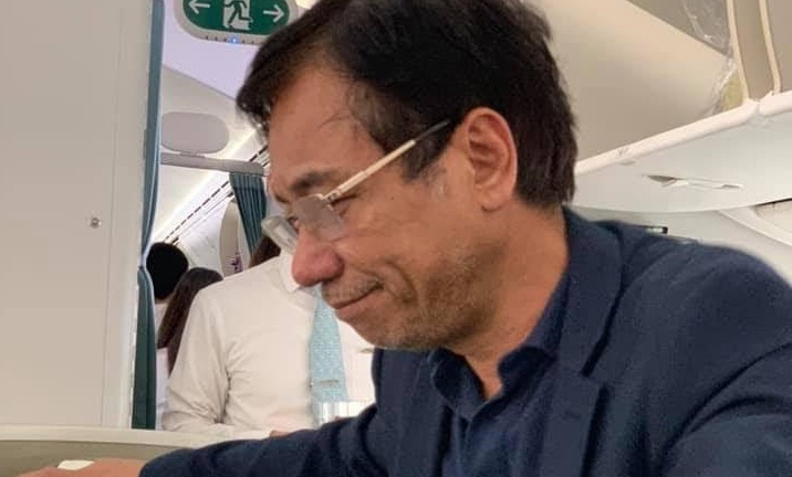 Công ty của đại gia bất động sản Đất Lành sàm sỡ cô gái trên máy bay làm ăn thế nào?