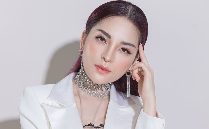 Sau ly hôn, Saka Trương Tuyền trở lại showbiz