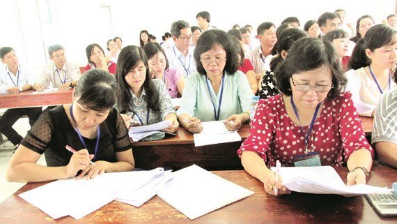 Nhiều địa phương 'đau đầu' với bài toán tinh giản biên chế giáo viên