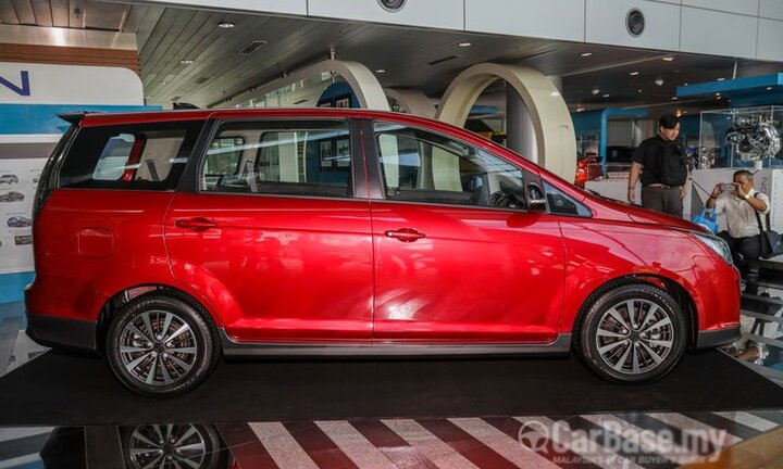 MPV 7 chỗ giá hơn 333 triệu khiến Mitsubishi Xpander phải ‘khóc thét’
