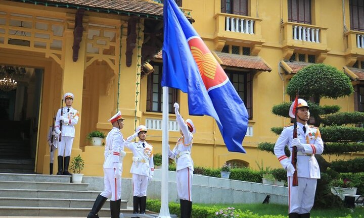 Cộng đồng ASEAN: Gắn kết để vững bước