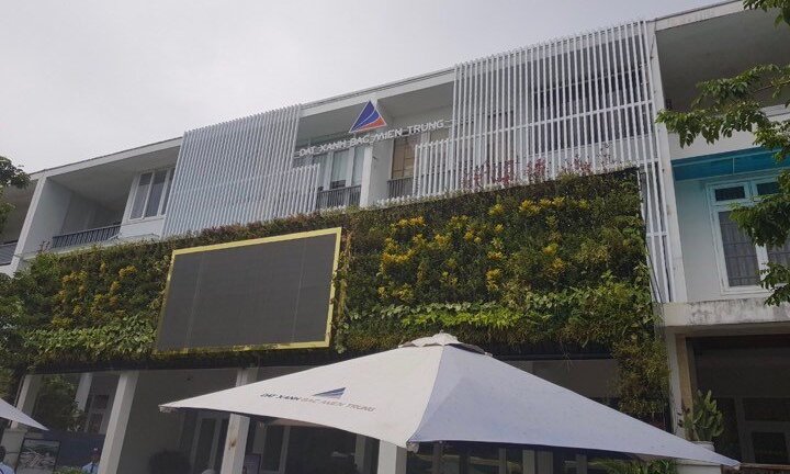 Không có giấy phép xây dựng, Đất Xanh Bắc miền Trung vẫn phân lô, rao bán đất?