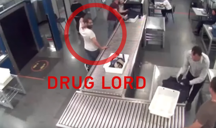 Clip: Giây phút lơ là của nhân viên an ninh để trùm ma túy tẩu thoát ngay trước mặt