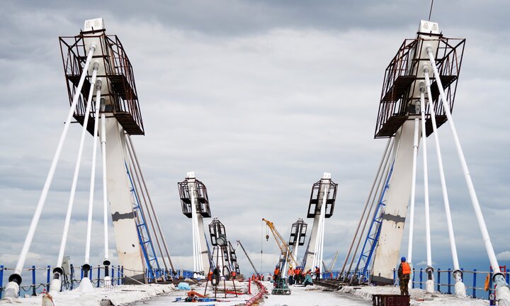 Video: Cầu cao tốc đầu tiên xuyên biên giới Trung Quốc-Nga