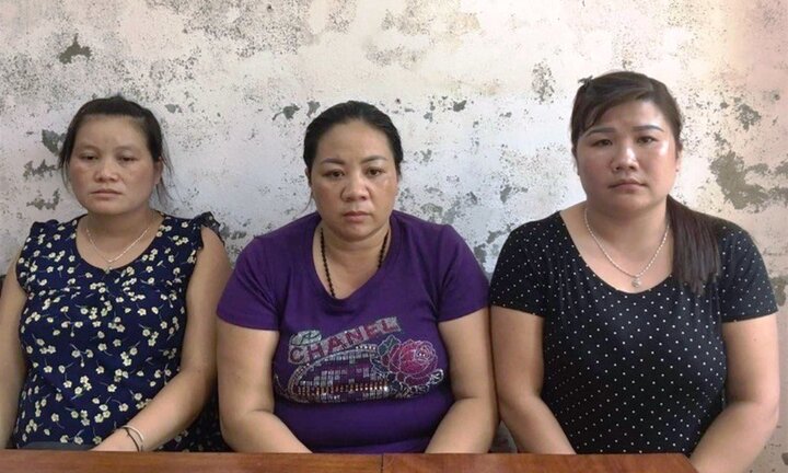 Bắt 3 'nữ quái' trong đường dây buôn người qua biên giới
