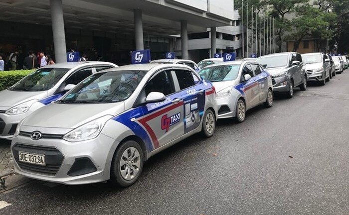 'Mặc đồng phục' cho taxi truyền thống: Thêm việc, thêm chi phí?