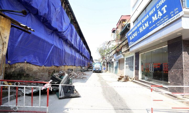 Cháy Công ty Rạng Đông: Sử dụng 10 'bẫy vàng' thu hơi thủy ngân còn phát tán trong không khí