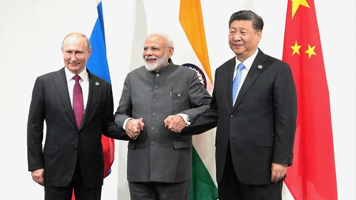 Tổng thống Putin: Vai trò dẫn đầu của phương Tây sắp kết thúc, cơ chế như G-7 vô nghĩa nếu thiếu Trung Quốc, Ấn Độ