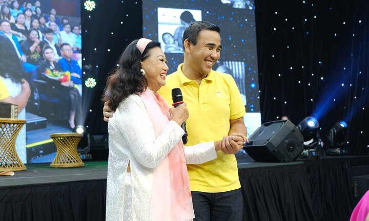 NSND Kim Cương xúc động tại đêm Gala ‘Tiếp sức Hồi sinh'