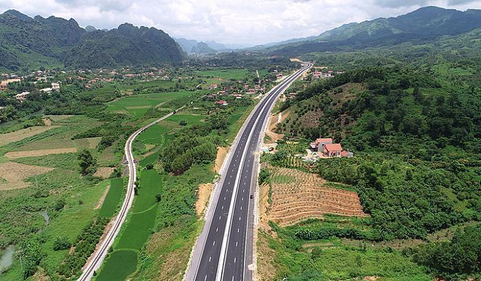 Clip: Cao tốc 12.000 tỷ vùng biên ải chuẩn bị thông xe kỹ thuật