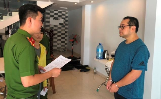 Bắt 5 người Trung Quốc tuyển gái trẻ đóng phim đồi trụy