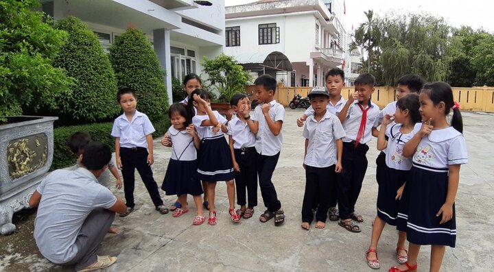 9 học sinh chưa được đi học vì phụ huynh phản đối việc sáp nhập trường ở Quảng Nam