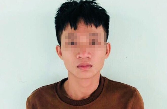 3 kẻ nghiện trốn khỏi 'xe tù' khi dừng đèn đỏ: Người còn lại bị bắt