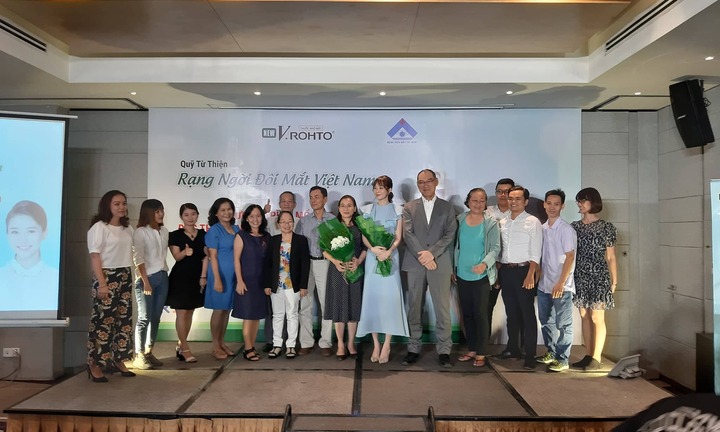 Hơn 700 bệnh nhân có hoàn cảnh khó khăn, bị đục thủy tinh thể sẽ được mổ mắt miễn phí